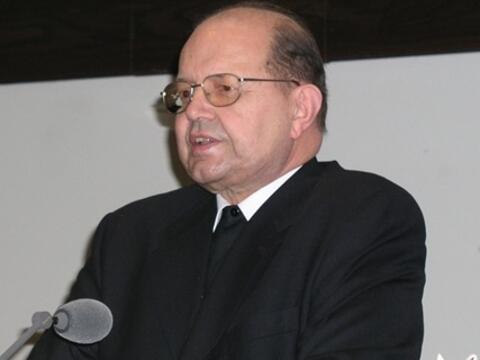 Prälat Dr. Norbert Maginot ist am Freitag, den 1. September 2017 im Alter von 87 Jahren verstorben.